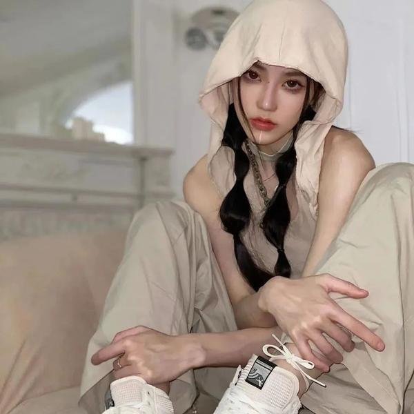 萨德侯爵：瑞斯丁娜封面